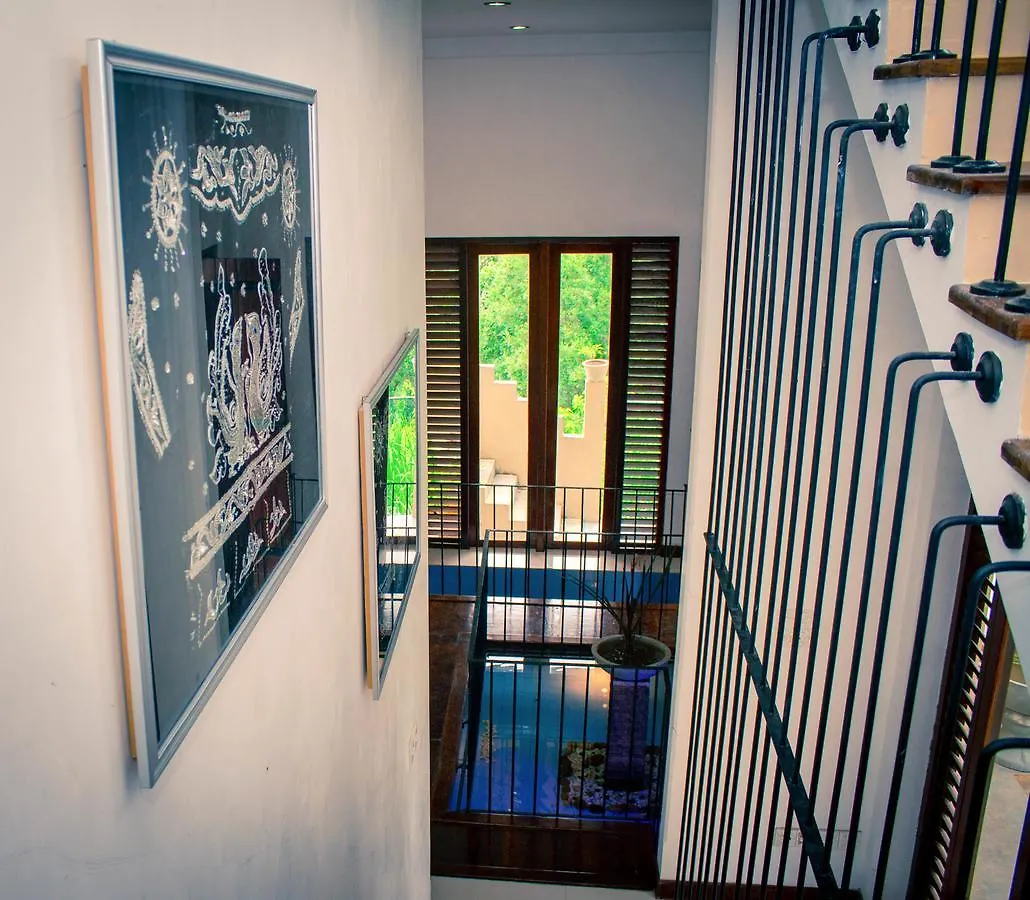 Sri Kandyan Bungalow 2*, Kandy Sri Lanca