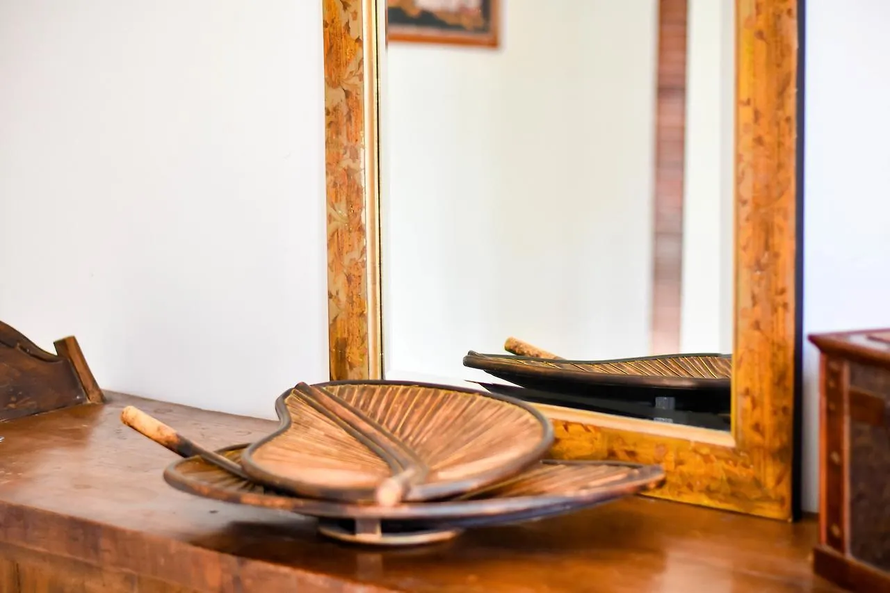 Sri Kandyan Bungalow Bed & Breakfast Kandy